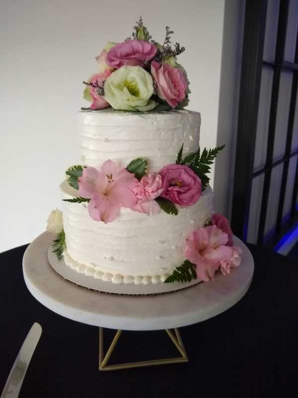Texture and Flower Wedding Cake