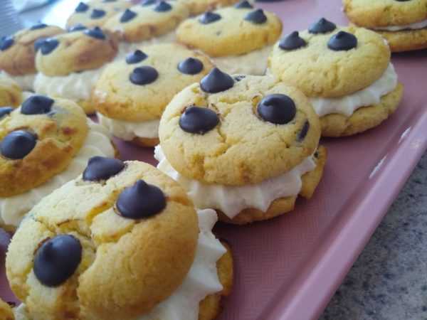 Keto Chocolate Chip Cookie Sandwich