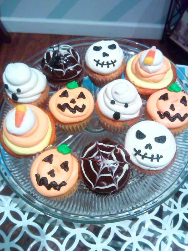 Assorted Halloween Cupcakes