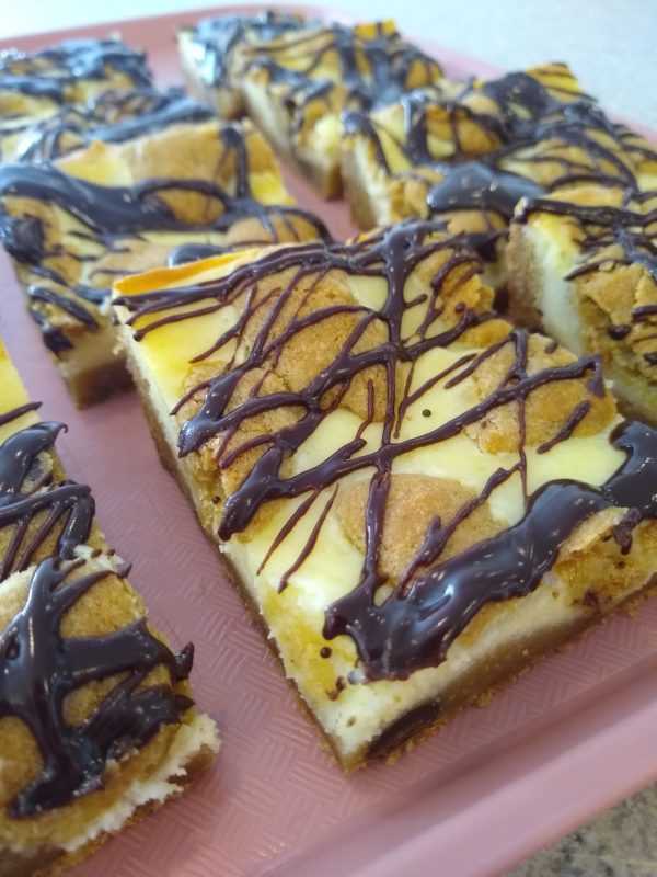 Keto Chocolate Chip Cookie Swirl Cheesecake