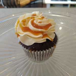 chocolate caramel sea salt cupcake