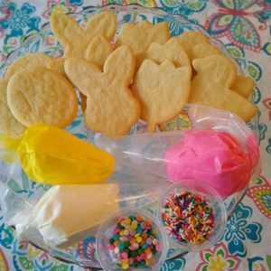 Easter cookie decorating kit