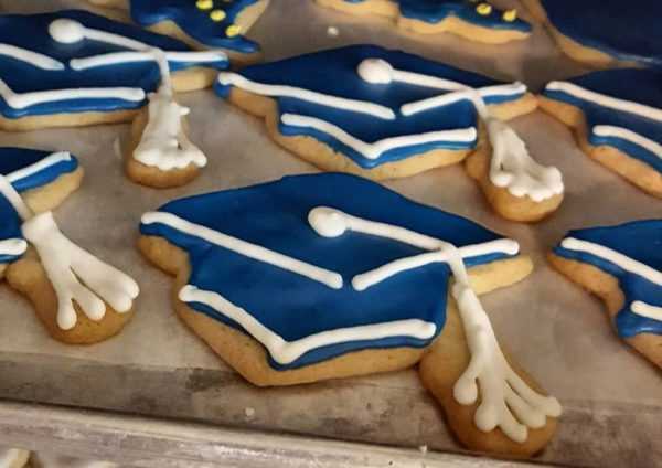 Graduation Cap Cookies